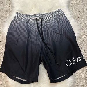 Calvin Klein Men's Standard Uv Protected Quick Dry Swim Trunk